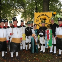 Gruppenbild mit der Bergstadtkönigin