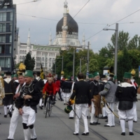 Sammeln zum Festumzug, Dresden August 2006